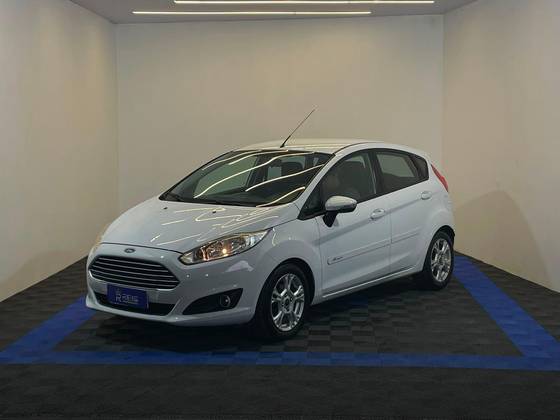 FORD FIESTA 1.5 S HATCH 16V FLEX 4P MANUAL FORD FIESTA 1.5 S HATCH 16V FLEX 4P MANUAL